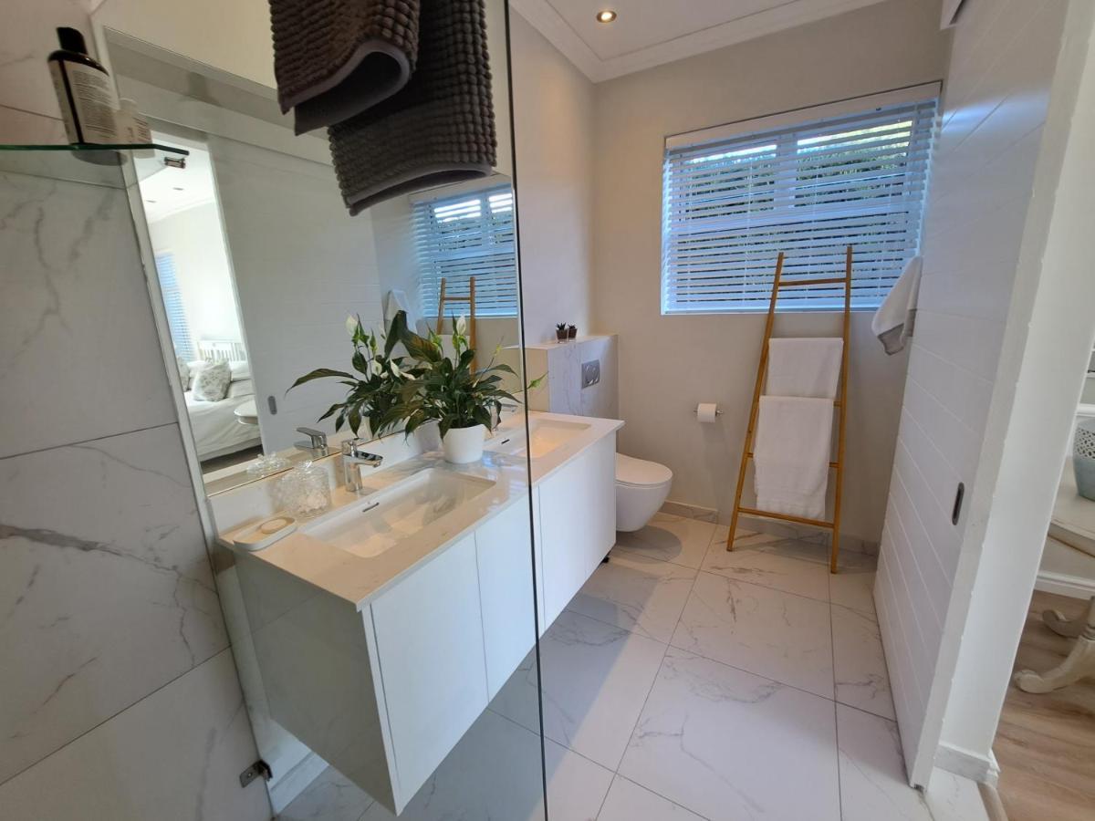 Knysna Private Estate Lagoon - Garden Apartments- Secure Estate Luaran gambar