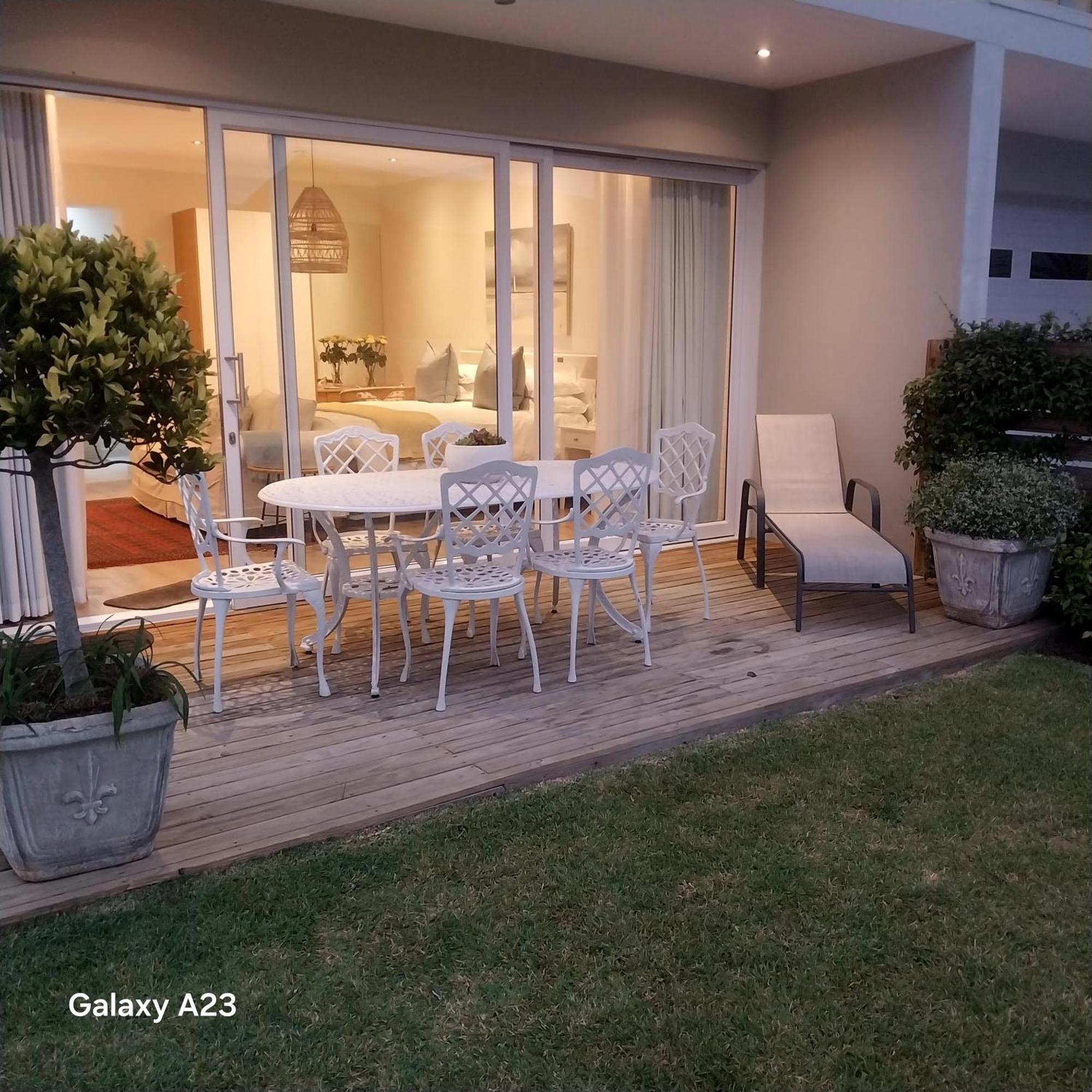 Knysna Private Estate Lagoon - Garden Apartments- Secure Estate Luaran gambar